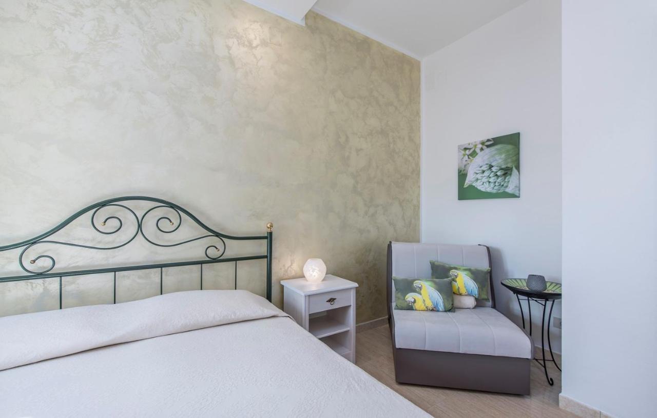 Apartment Complex Orzan Lovrecica מראה חיצוני תמונה