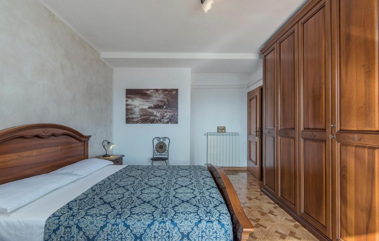 Apartment Complex Orzan Lovrecica מראה חיצוני תמונה