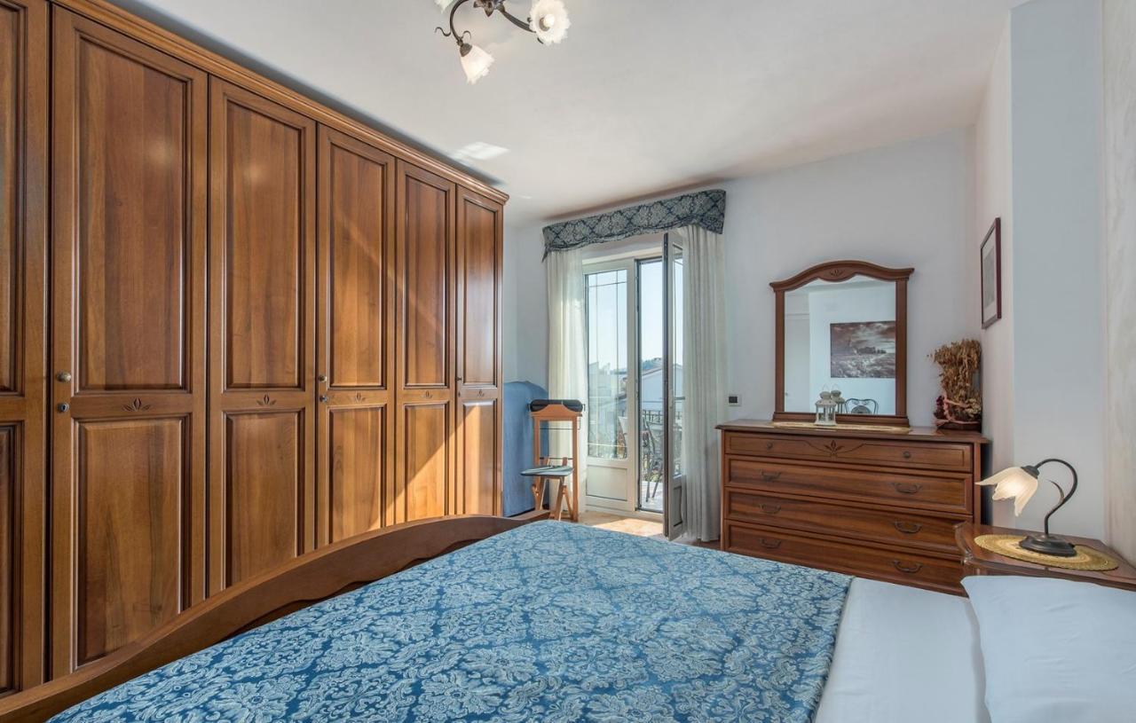 Apartment Complex Orzan Lovrecica מראה חיצוני תמונה