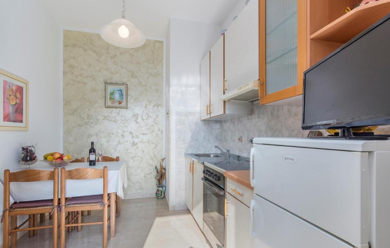 Apartment Complex Orzan Lovrecica מראה חיצוני תמונה