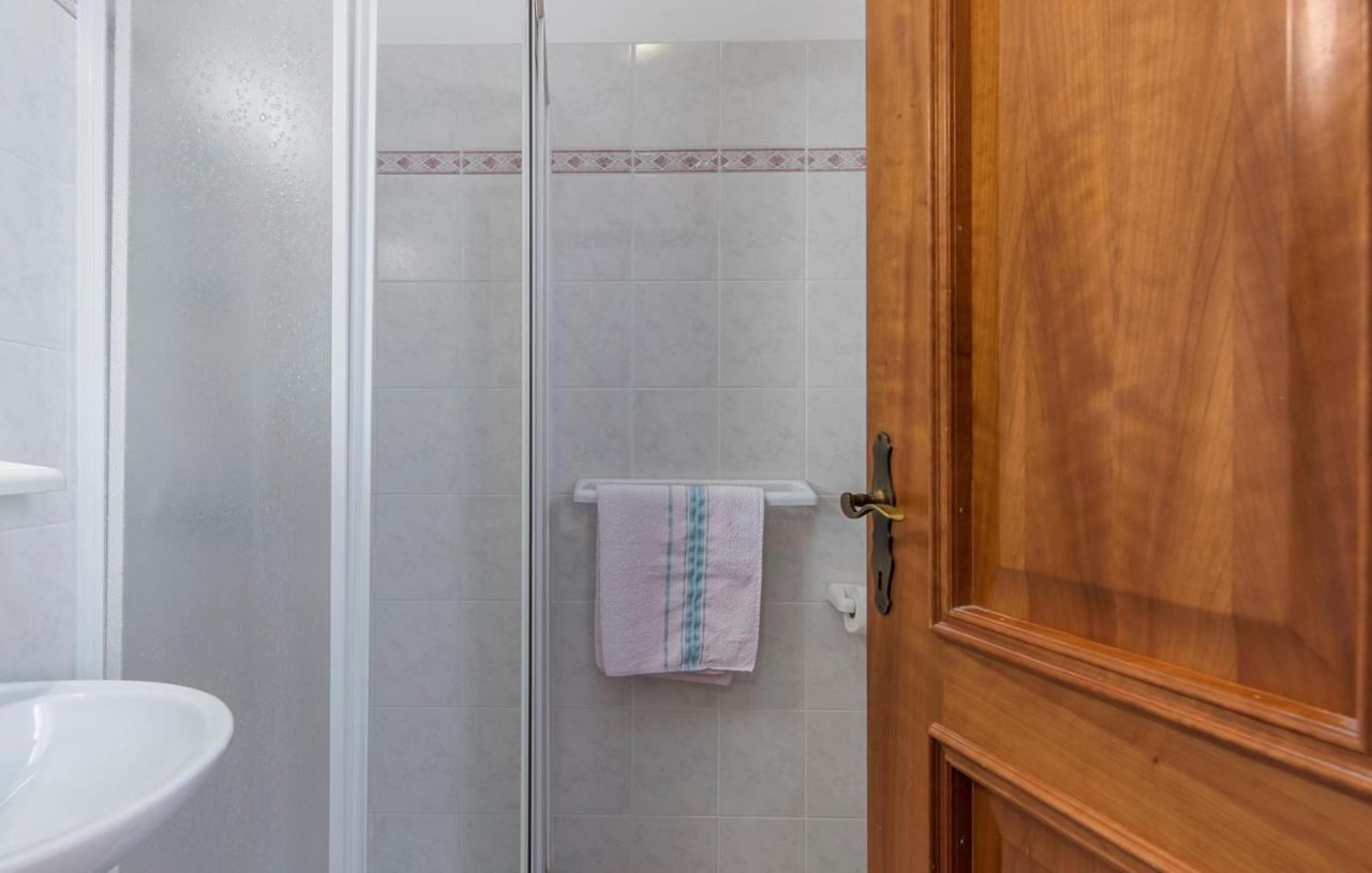 Apartment Complex Orzan Lovrecica מראה חיצוני תמונה